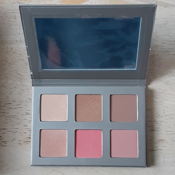 ICONIC LONDON - Blaze Chaser Face Palette - Picture 4 of 6